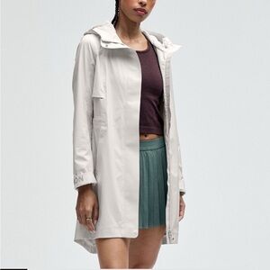 Lululemon Athletica Cream Trench Coat with Classic Collar